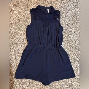 Blue Xhilaration XL Jumper